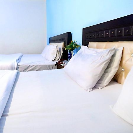 Royal Inn Guest House Лахор Экстерьер фото